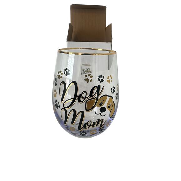 “Dog Mom” Glass - Picture 2 of 3